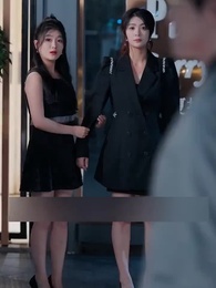 The Rebellious Housewife: Be Her Own Master - Episode 64