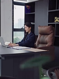 第8集 - 裁員裁大動脈，我創業你哭什麼