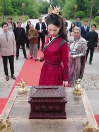 Sang Phoenix Kembali - Episode 41