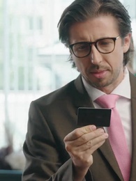 The Undercover Boss - Episode 13