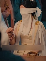 Episode 15 - Femme Fatale: Who Is She