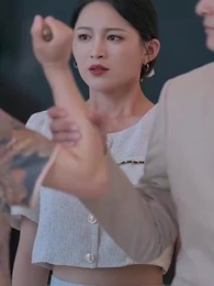 Midnight With My Fiancé's Uncle - Episode 100