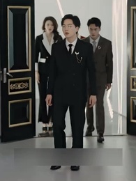 Episode 4 - Upside Down: His Familiar Stranger