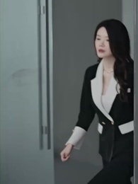 Upside Down: His Familiar Stranger - Episode 8