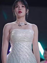 打臉前夫，離婚後我成為頂流天后 - Episode 14