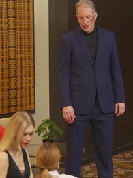 Mme Concierge Devenue PDG - Episode 95