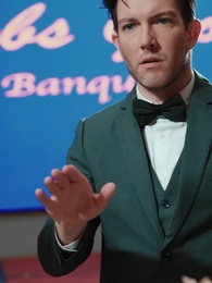 Episodio 13 - [Doblado] La heredera multimillonaria divorciada