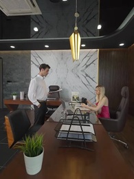 Épisode 65 - Mme Concierge Devenue PDG