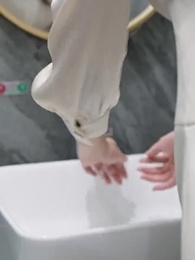 第52集 - 離婚後我帶女兒走向人生巔峰