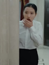 ทั้งโลกต่างจับจ้องมาที่เธอ - Episode 57