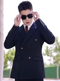 Episode 3 - Love Me If You Dare