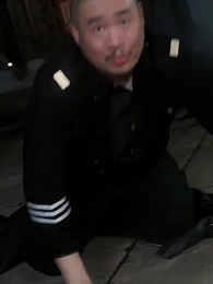 Ketua Sekte Penumpas Kejahatan - Episode 21