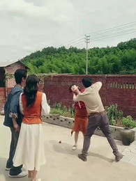 第44集 - 穿回80我帶文工團全員出道了