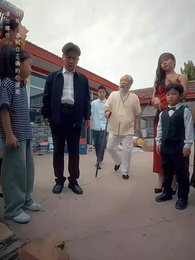 窮爸爸富爸爸之我爹在家藏了一千億 - Episode 15