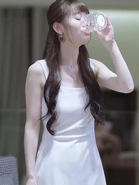 成了總裁暗戀的那個她 - Episode 61