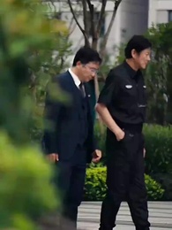 黃昏白月光，保安老爸殺瘋了 - Episode 35