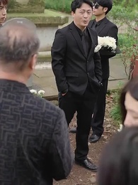 第90集 - 被虐離婚後,厲總跪求我回頭