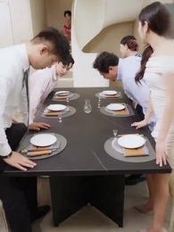 Karena Harga Jatuh, Aku Dikejar CEO Cantik - Episode 61