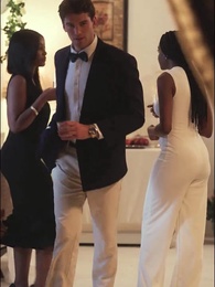 La Séduisante Secrétaire du PDG - Episode 10