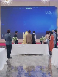 Karena Harga Jatuh, Aku Dikejar CEO Cantik - Episode 9