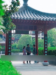 Laughing at Her Destiny - Episode 38