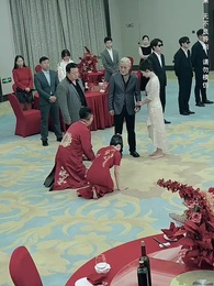 第15集 - 擺脫白眼狼一家後我成為了全城首富