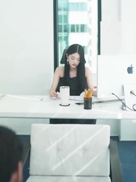 女王の逆襲 - Episode 4