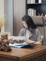 Episode 60 - Fated Marriage with "Disabled" Boss