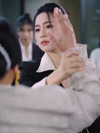 Nona Besar Beraksi, Paik? - Episode 11