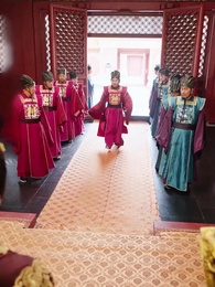 Episode 15 - Thriving of the Hudson Heroines