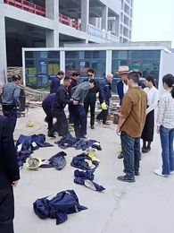 撬走我工程隊，接不到活你們哭什麼 - Episode 9