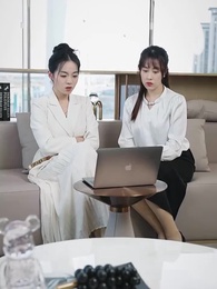 Anak Perempuan Kaya Raya ku - Episode 38