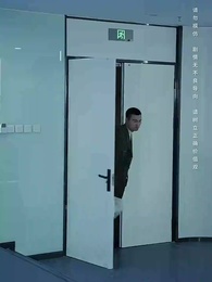 第13集 - 全球直播，你管這叫逃亡？