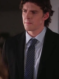 Episode 33 - Fall nicht in mich, Ehemann