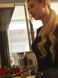 Lady CEO's Contract Lover - Episode 38