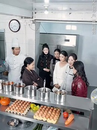 家長群曝光後京圈夫人颯翻天 - Episode 42