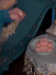 Her Majesty - Episode 17