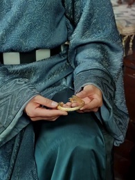 Episode 50 - Her Majesty