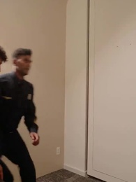 Episode 99 - [Synchron] Putzfrau? Präsidentin!