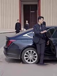 Episódio 37 - [Dublado]Sr. Oliveira, Me Adora de Uma Vez!