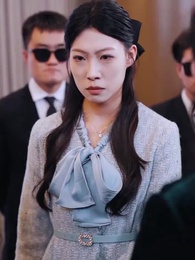 Heiress Unmasked: Astonishing Comeback - Episode 32