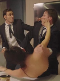 La donna delle pulizie è la CEO - Episode 92