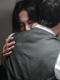 第103集 - 閃婚後豪門老公馬甲藏不住