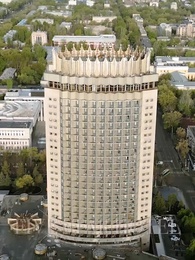 Episode 1 - My Loser Husband Is a Financial Tycoon