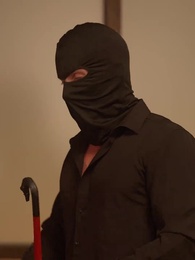 A Hollywood Match - Episode 54