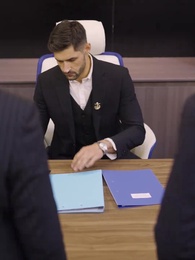 My Loser Husband Is a Financial Tycoon - Episode 41