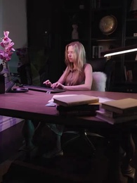 Episodio 24 - Amor Loco por mi Alfa Profesora