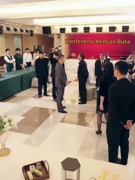 Bos Besar di Balik Semuanya - Episode 11