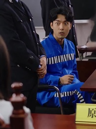 Wanita Berhati Serigala - Episode 33