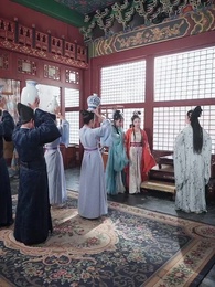 摂政王でも妻求めは難航中 - Episode 71